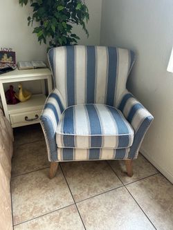 Vintage accent chair  3 ft tall 30 inches long  20 inches wide