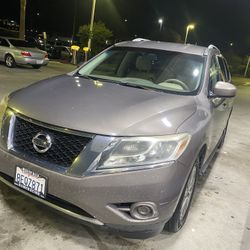 2013 Nissan Pathfinder