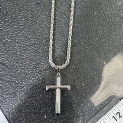 New Silver Rope Chain 4mm 22in With Silver Cross
