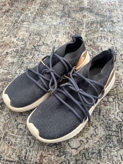 Adidas Navy Athletic Shoe (size 7.5)