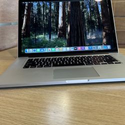 Apple MacBook Pro 15” Retina i7/16GB/500GB SSD $350 