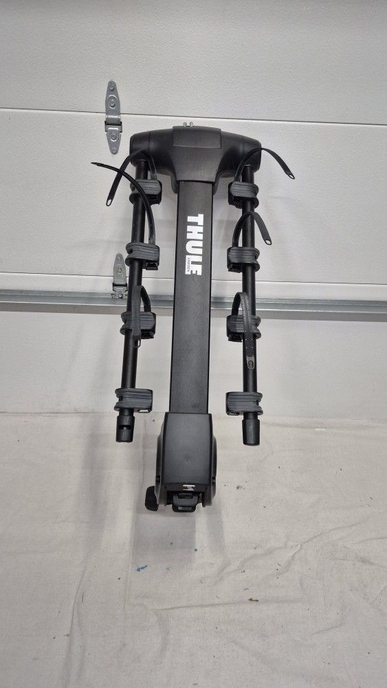 Thule Apex 4-Bike Hitch Rack