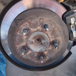 Brake Pads And Rotors Replacement Etc... Mobile Mechanic 