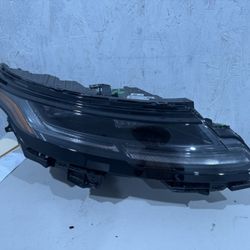 2022 Range Rover Evoque Right Headlight 