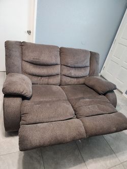 RECLINING SOFA