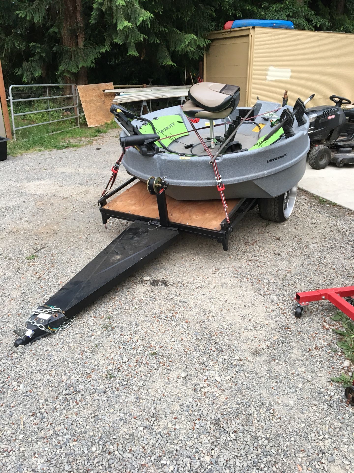 Boat 360 ultraskiff like new