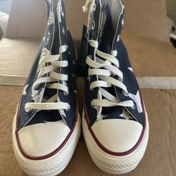 Coraline Converse 