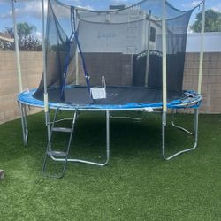 Trampoline 12 Ft   Free