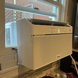 Amazing Window Unit Lightly Used 