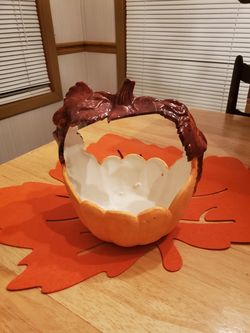 ceramic pumpkin basket / dish...white, shiny & smooth inside