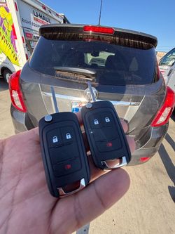 Llaves de autos / car keys and remotes