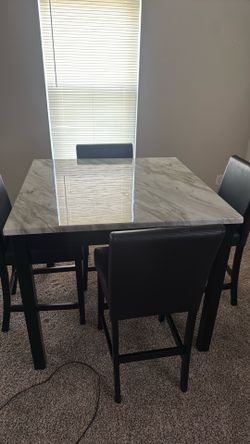 Dining set