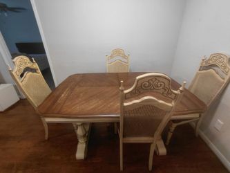 Colour brown dinning table with 4 chairs