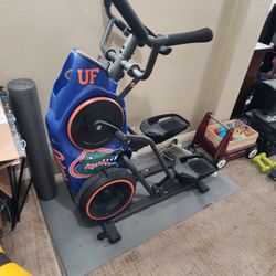How flexible Max Trainer
