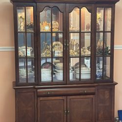 2 Piece China Cabinet
