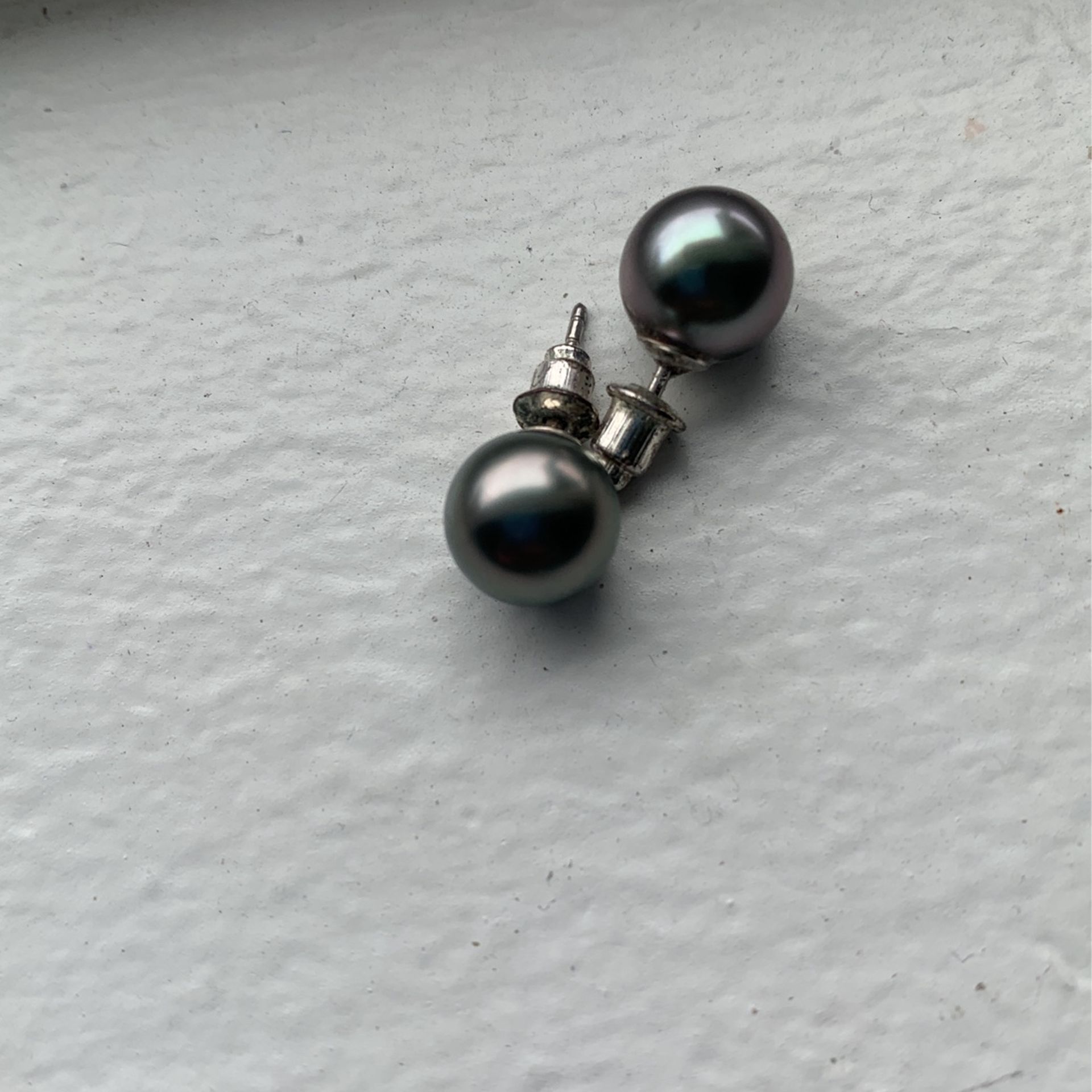 Tiffany’s Black Pearl Earrings