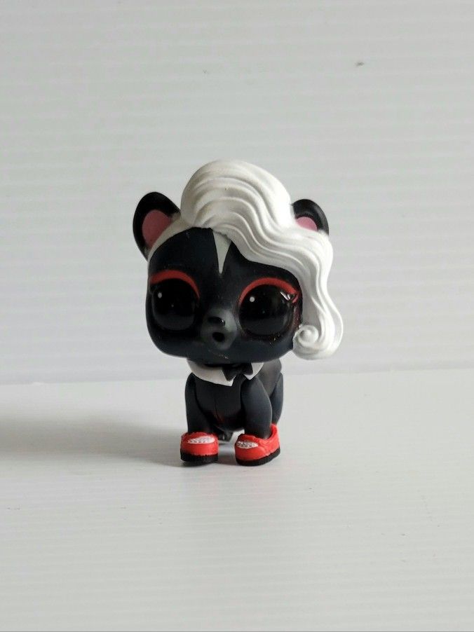 LOL Surprise EYE SPY Series 4 Pets - Black Stripe.