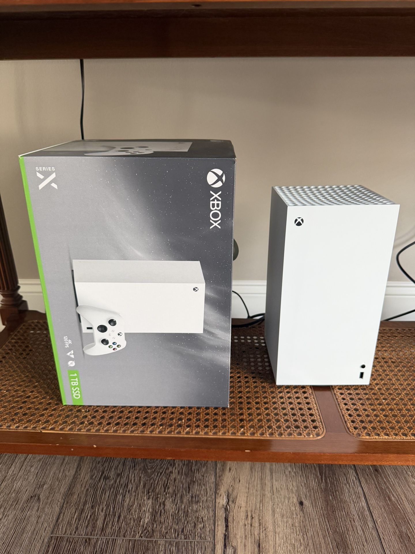 Xbox Series X Digital + Extra Sealed Controller