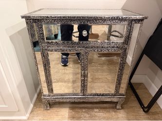 Decorative Mirrored Accent 1 Drawer Console Cabinet