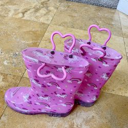 Girl Raining Boots Unicorn Lights Up Pink Size Big kid Y3 Brand New 