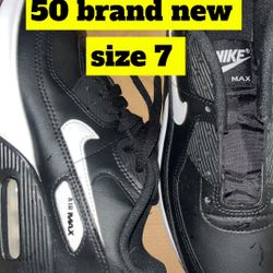Brand New Nike Airmaxs Size 7