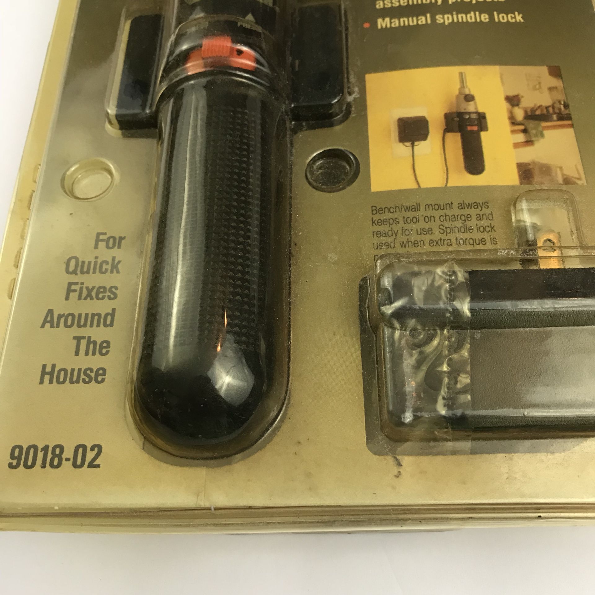 Black and Decker Drill 2v with charger for Sale in Roanoke, VA - OfferUp