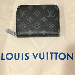 Black Louis Vuitton Zippy Coin Purse