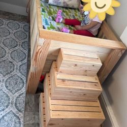 Toddler bed
