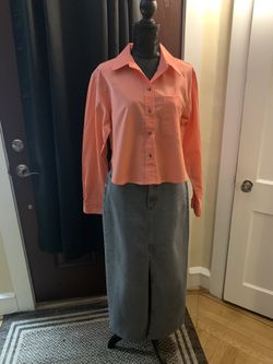 Universal Thread Cropped Shirt (New)