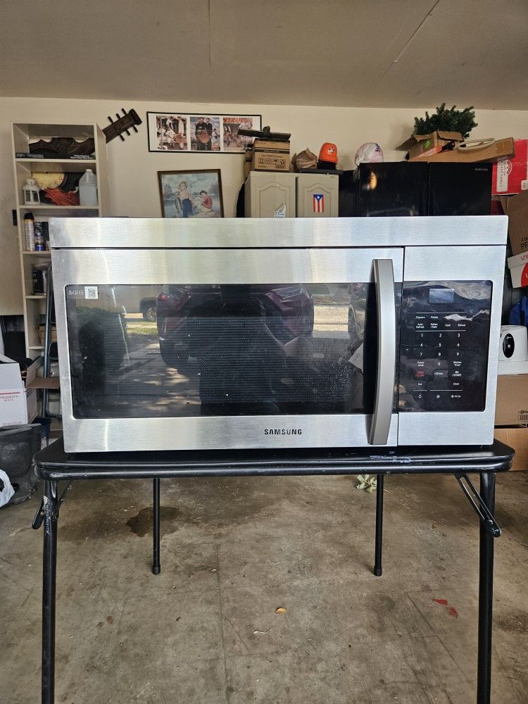 New Samsung Microwave Stove Hood