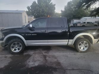 2012 Ram 1500 Laramie 5.7 Hemi | 4x4 | Mechanic Special / Project | $2,500 Cash