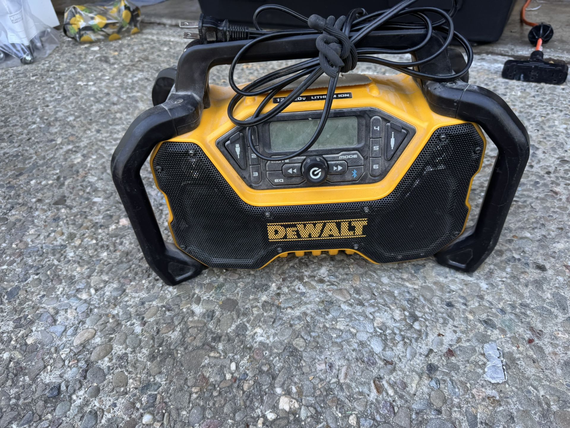 Dewalt Radio