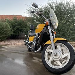 1996 Honda Magna 750