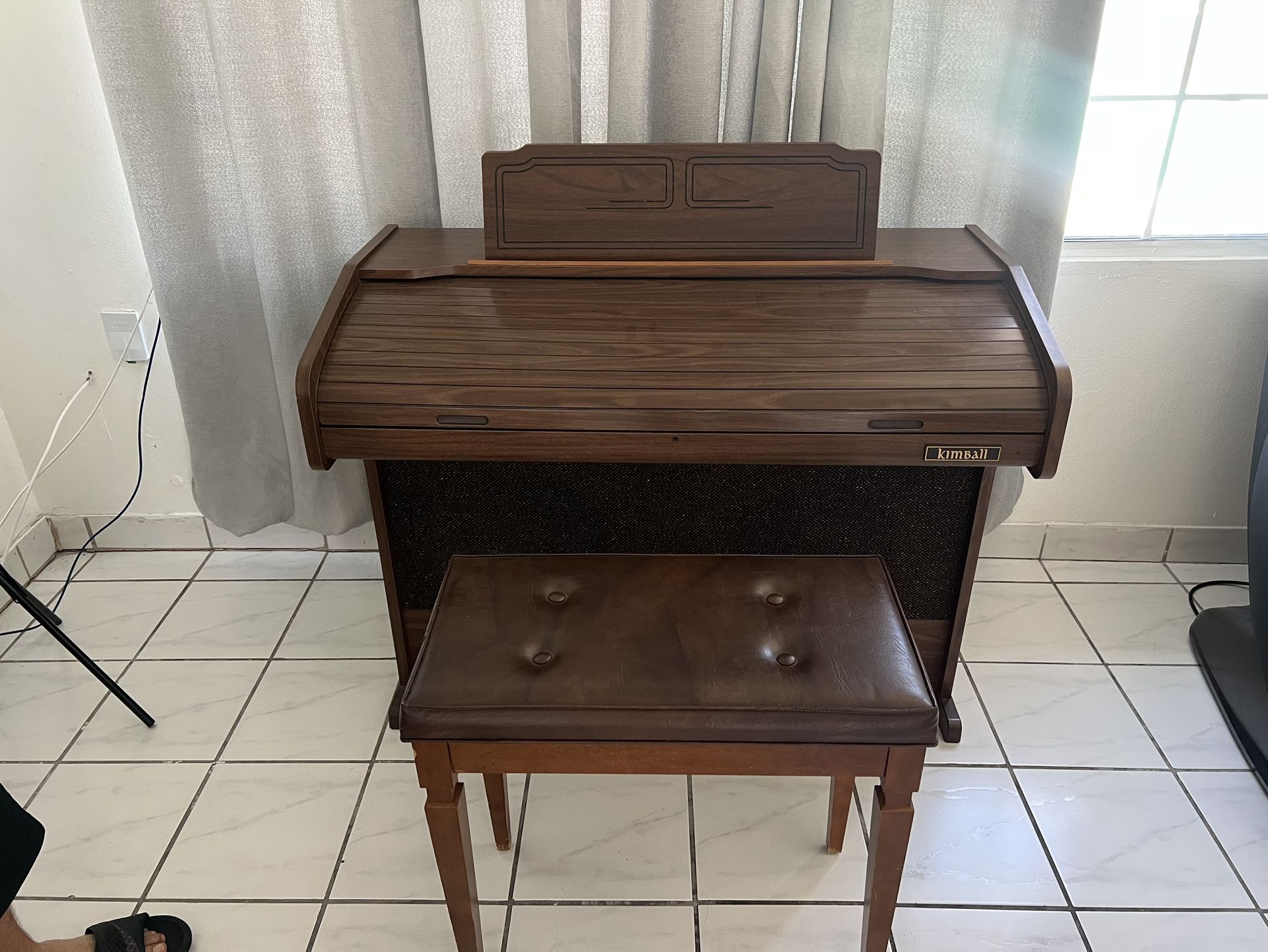 Kimball Electric Piano