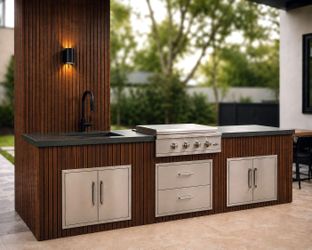 Outdoor Kitchen