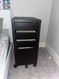 Dresser/storage