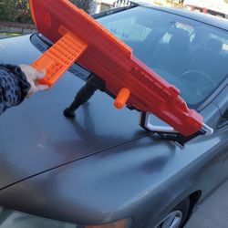 Mega Nerf Gun