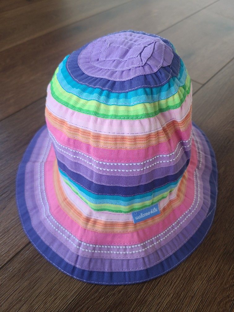 NEW Wallaroo Kids Lids Petite Nantucket Sun Hat Rainbow UPF50 Sun Protection 52 cm