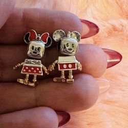 Pandora Minnie & Mickey Robots Holding Hands S925