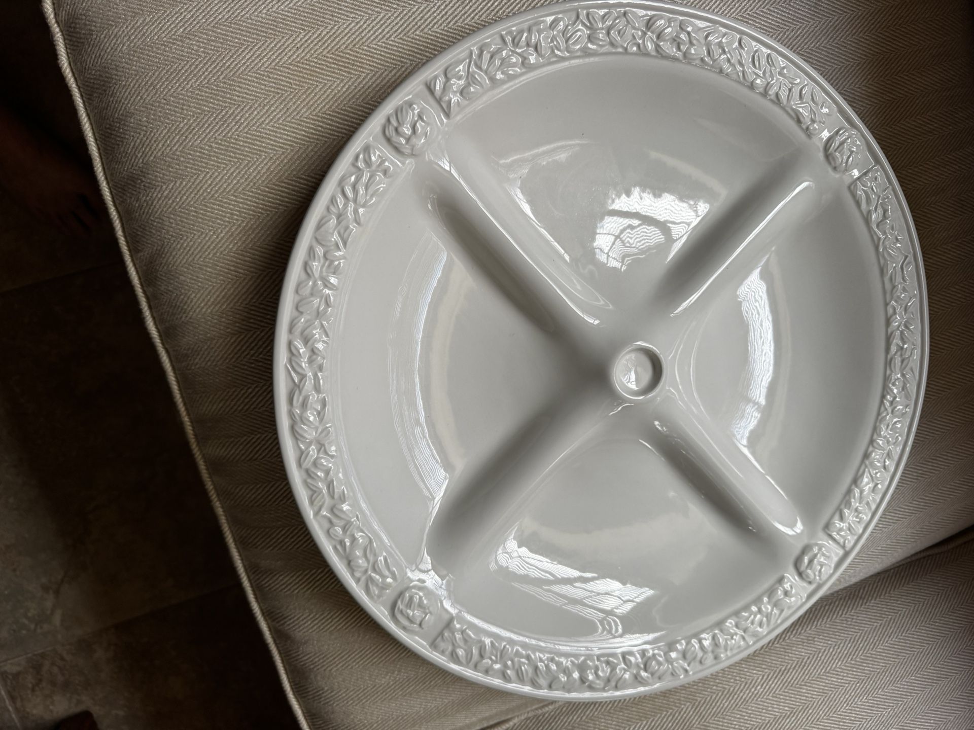 STUDIO NOVA ITALY GARDEN HARMONY 4 PART SERVING PLATTER 16" EMBOSSED RIM DIVIDED