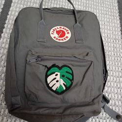 Fjallraven Kanken Classic Backpack Grey