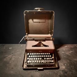 Vintage Royal Arrow Portable Typewriter w/ Original Case – $50