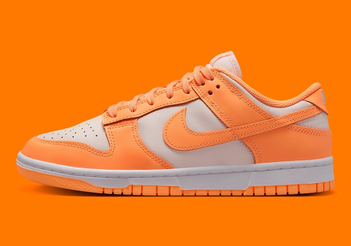 dunk low peach white