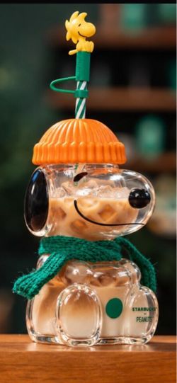 Starbucks x Peanuts Snoopy Glass Cup
