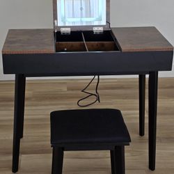 Vanity Desk