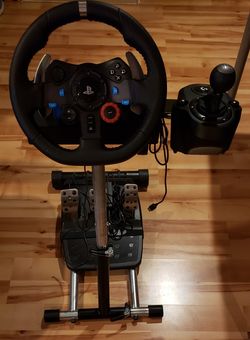 Logitech G27 Force Feedback Racing Wheel for Sale in Houston, TX - OfferUp