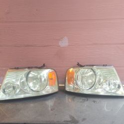 2004-2008 Ford F-150 - Driver and Passenger Side Headlights  (No Bulbs)