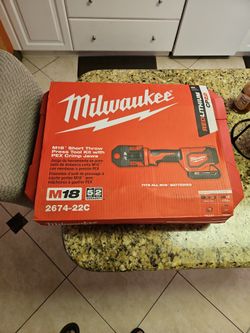Milwaukee  M18 Short Throw Press Tool 