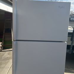 Whirlpool Refrigerator 