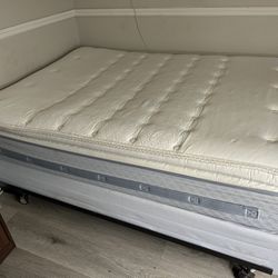 Full mattress set With Bed Frame